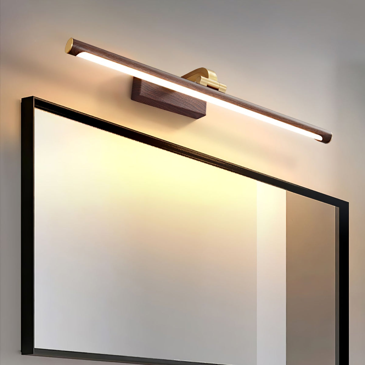 Tevelo minimalistisk vägglampa i mässing