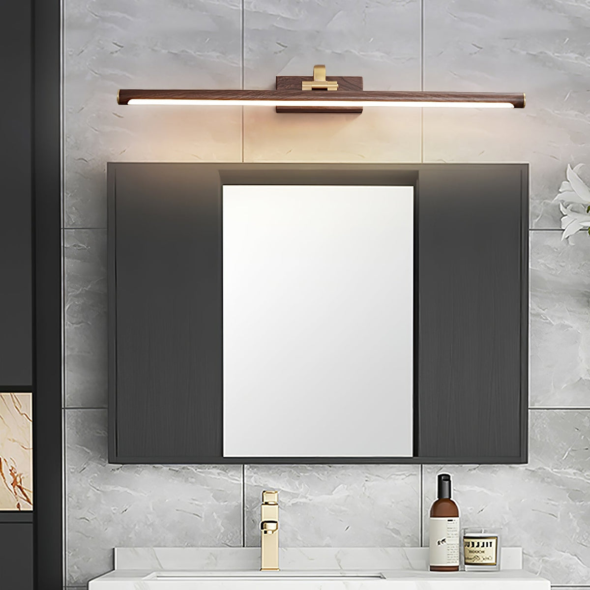 Tevelo minimalistisk vägglampa i mässing