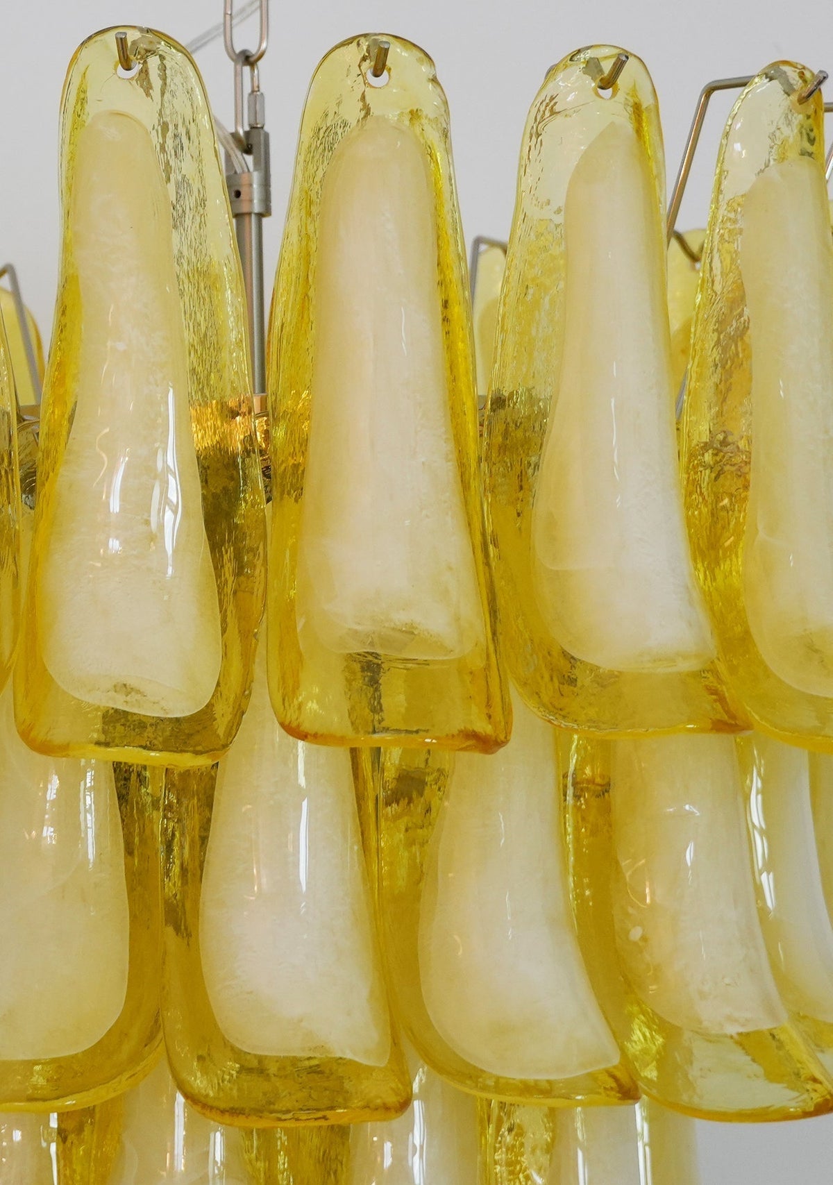 Candelabro de vidro Murano com pétalas onduladas Eranos