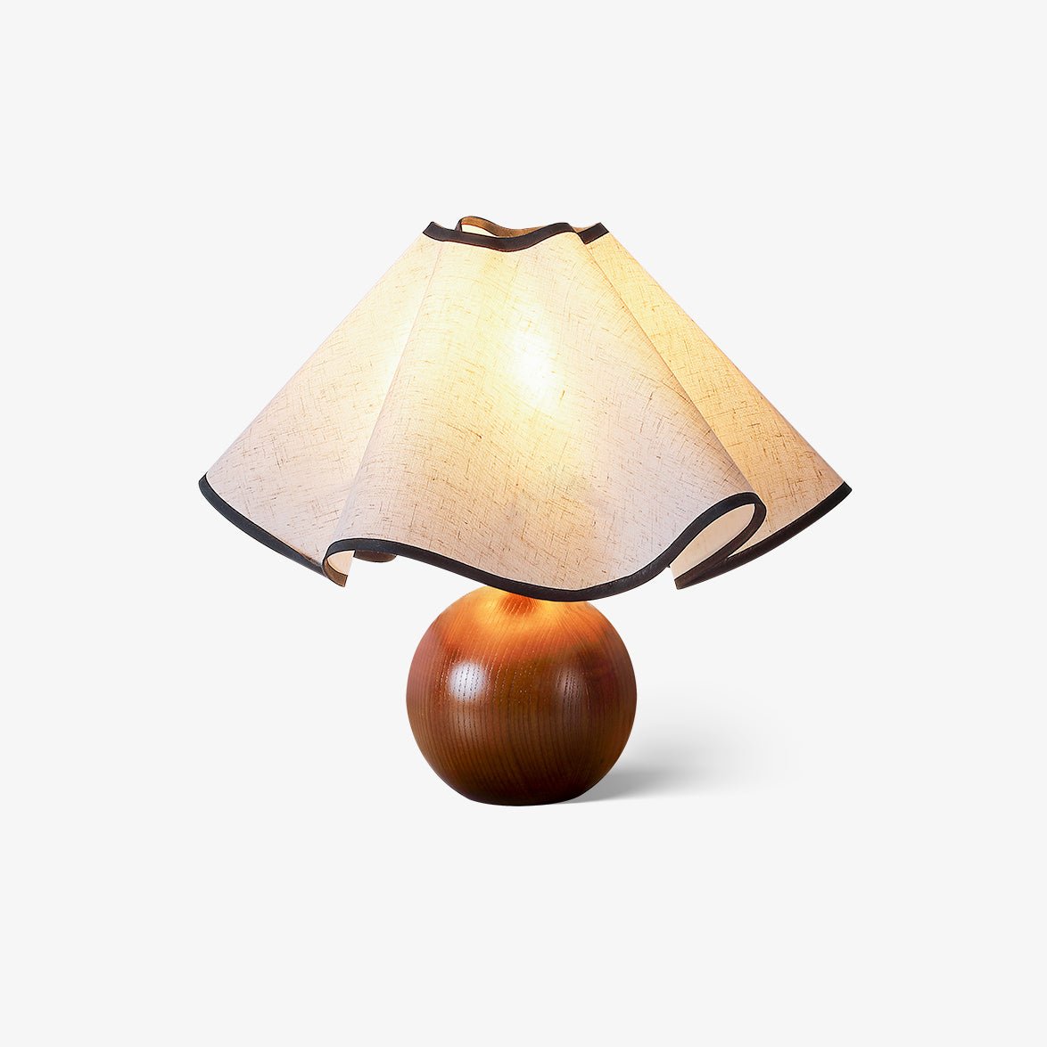 Kalion bordslampa i trä och tyg