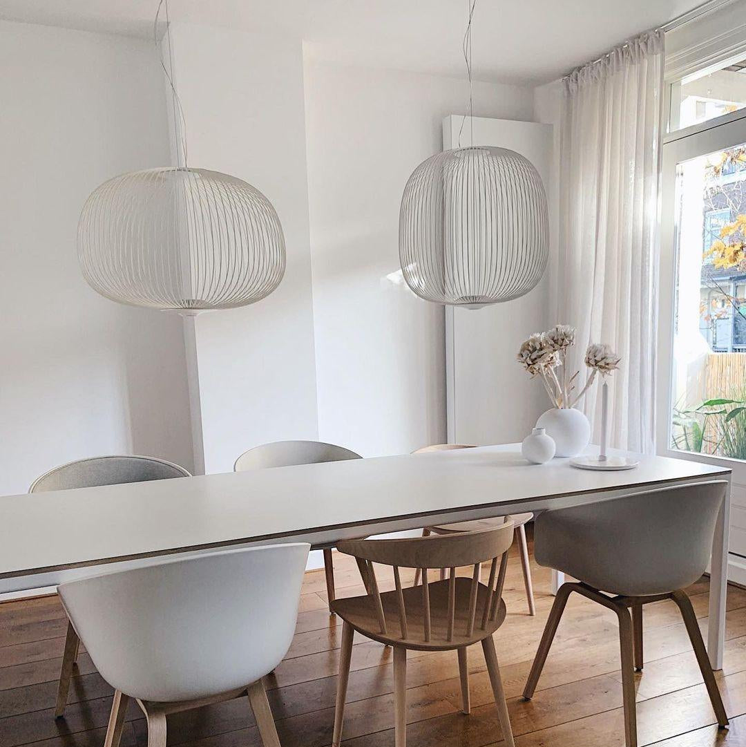 Lumio let pendellampe med egerbur