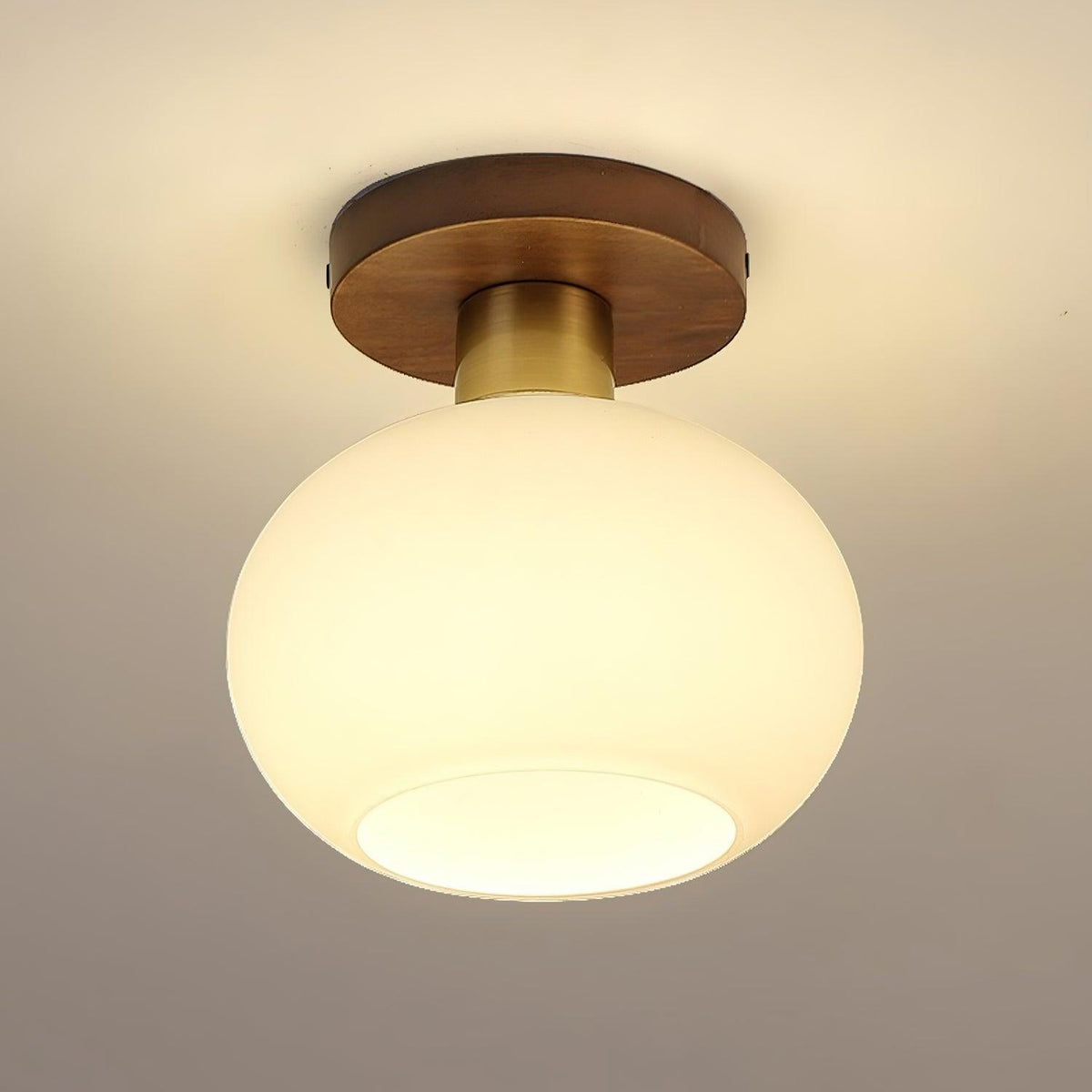 Elorusl nordisk kunstnerisk loftslampe i hvidt muslingeskalsglas