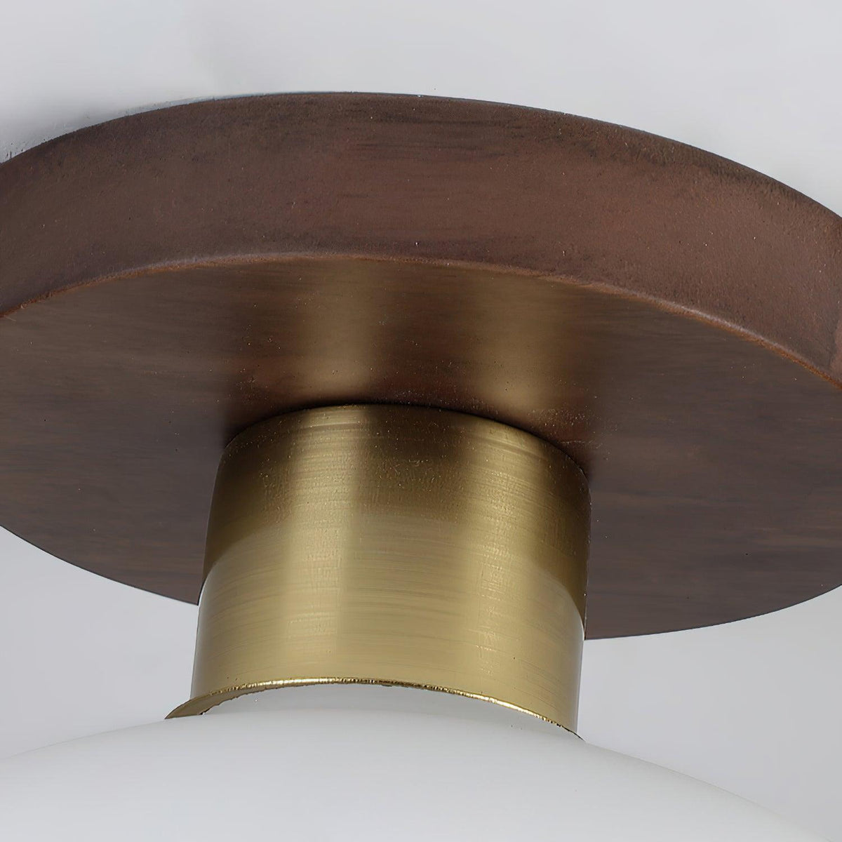 Elorusl nordisk kunstnerisk loftslampe i hvidt muslingeskalsglas
