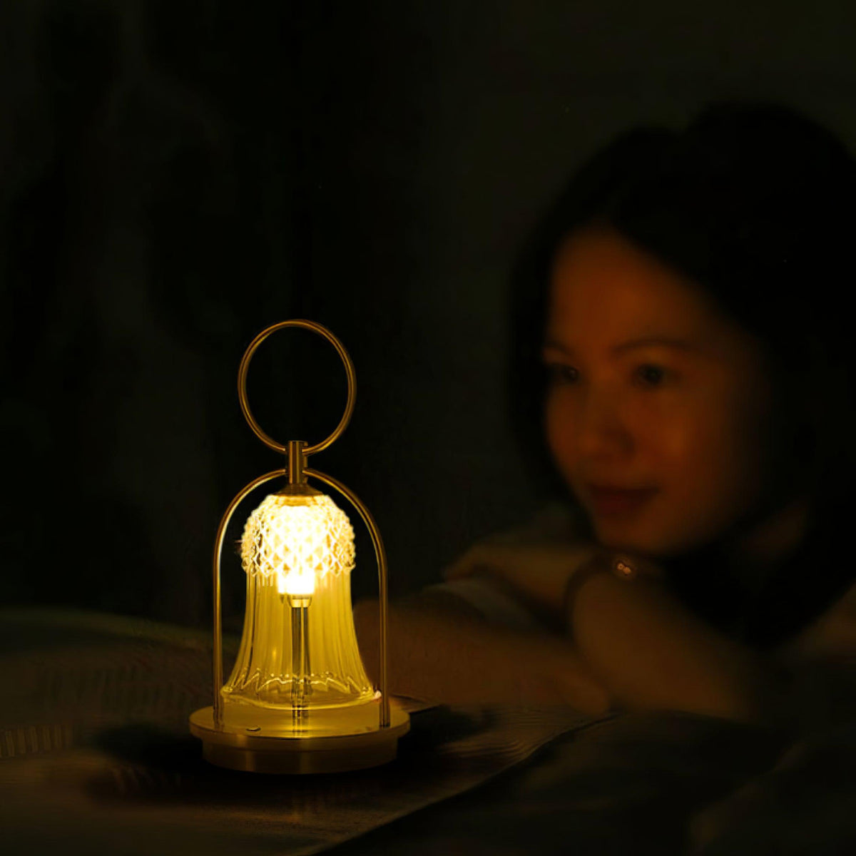 Bell Vintage bordlampe i glas
