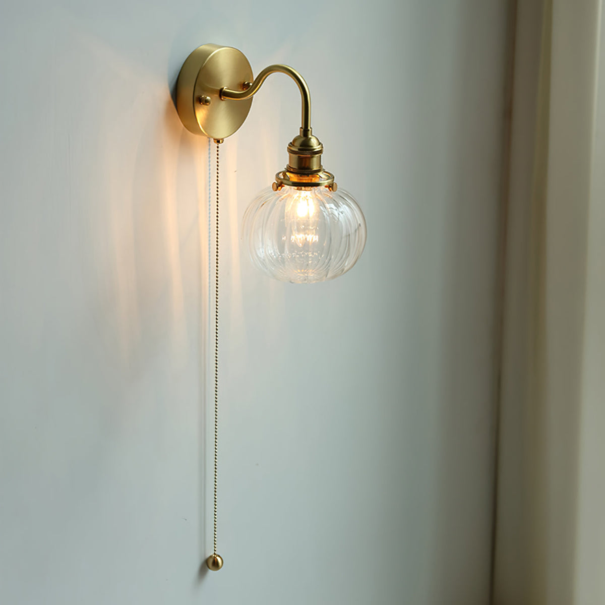 June vintagevägglampa i glas