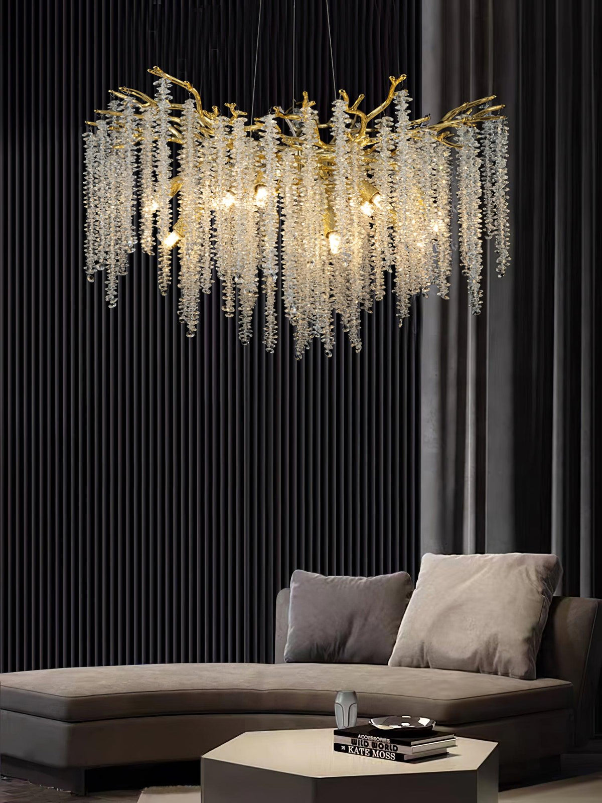 Elyivaine-ljósakróna með kristalblómum og gyllingu
