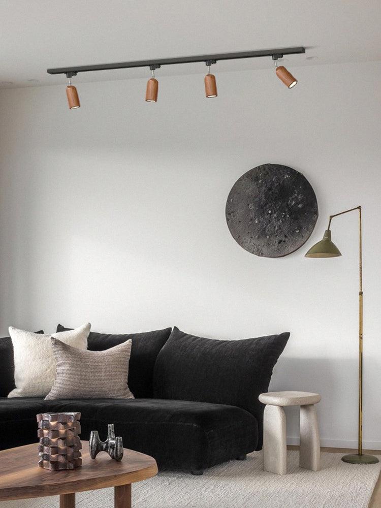 Elviian loftlampe i træ med skinne og justerbare lampehoveder