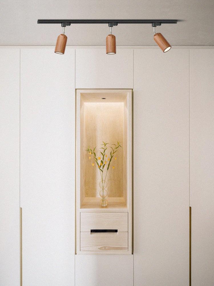 Elviian loftlampe i træ med skinne og justerbare lampehoveder