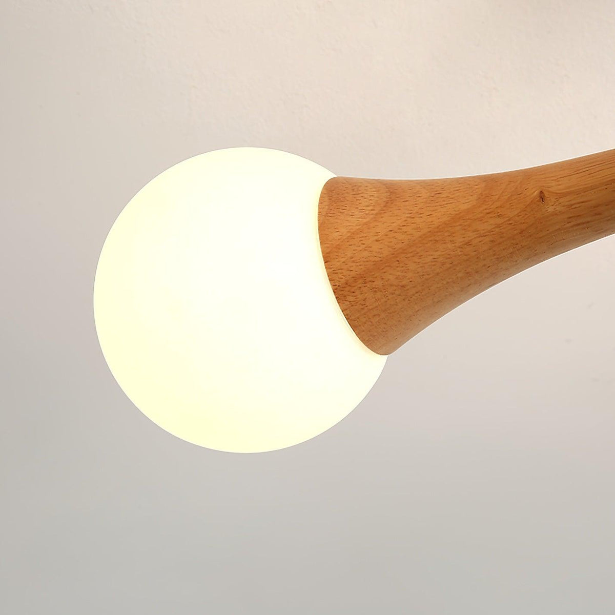 Lustre retro Drae com globo de madeira