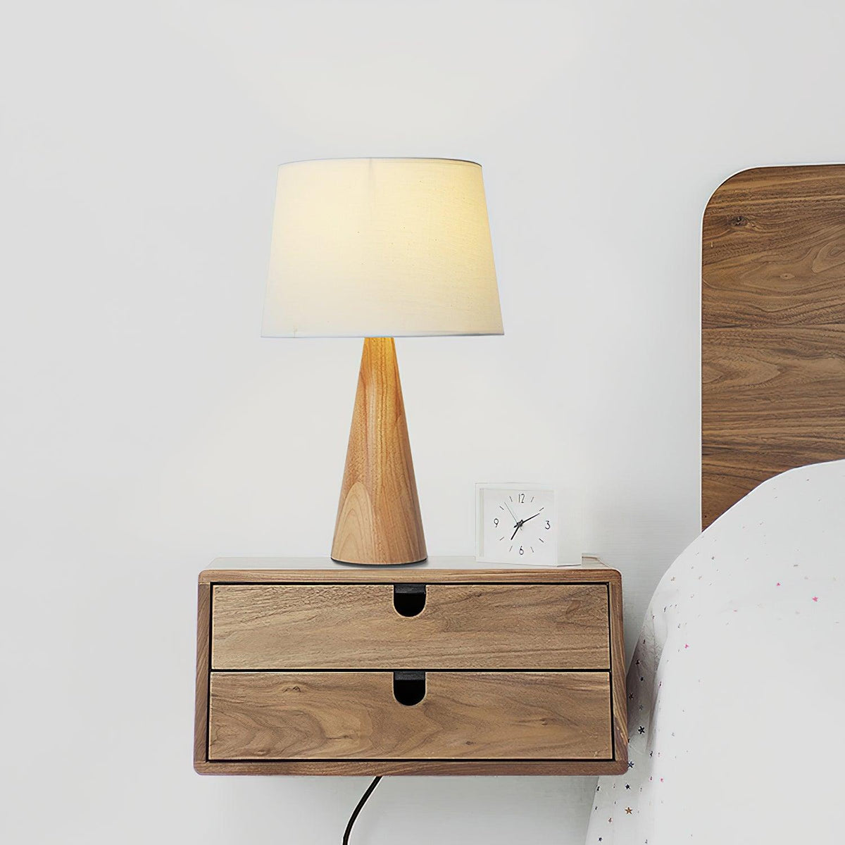 Aldalina Drift bordslampa med trävas