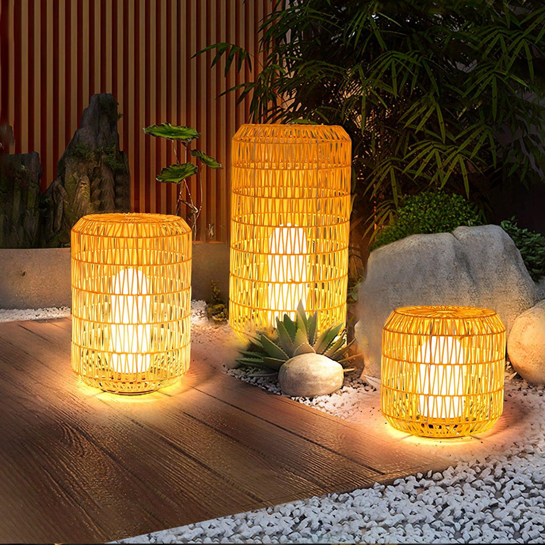Candeeiro de exterior em rattan entrançado