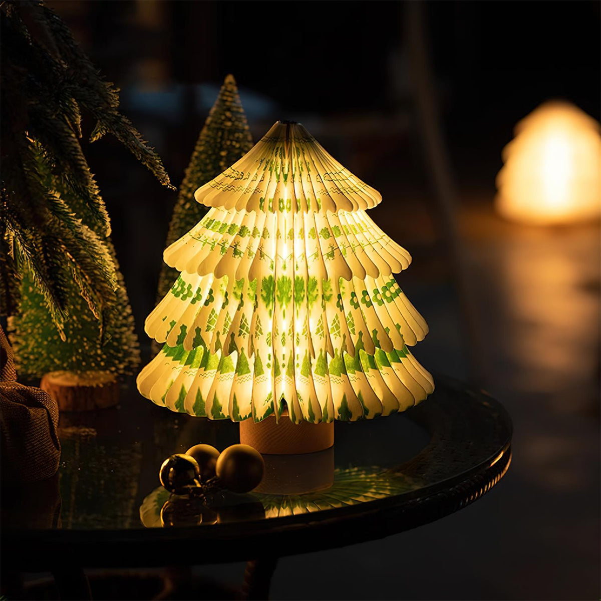 Sammenklappelig juletræs-bordlampe