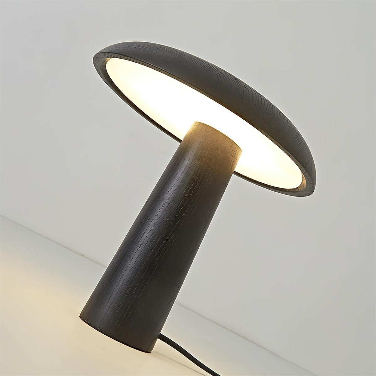 Selelora-bordlampe