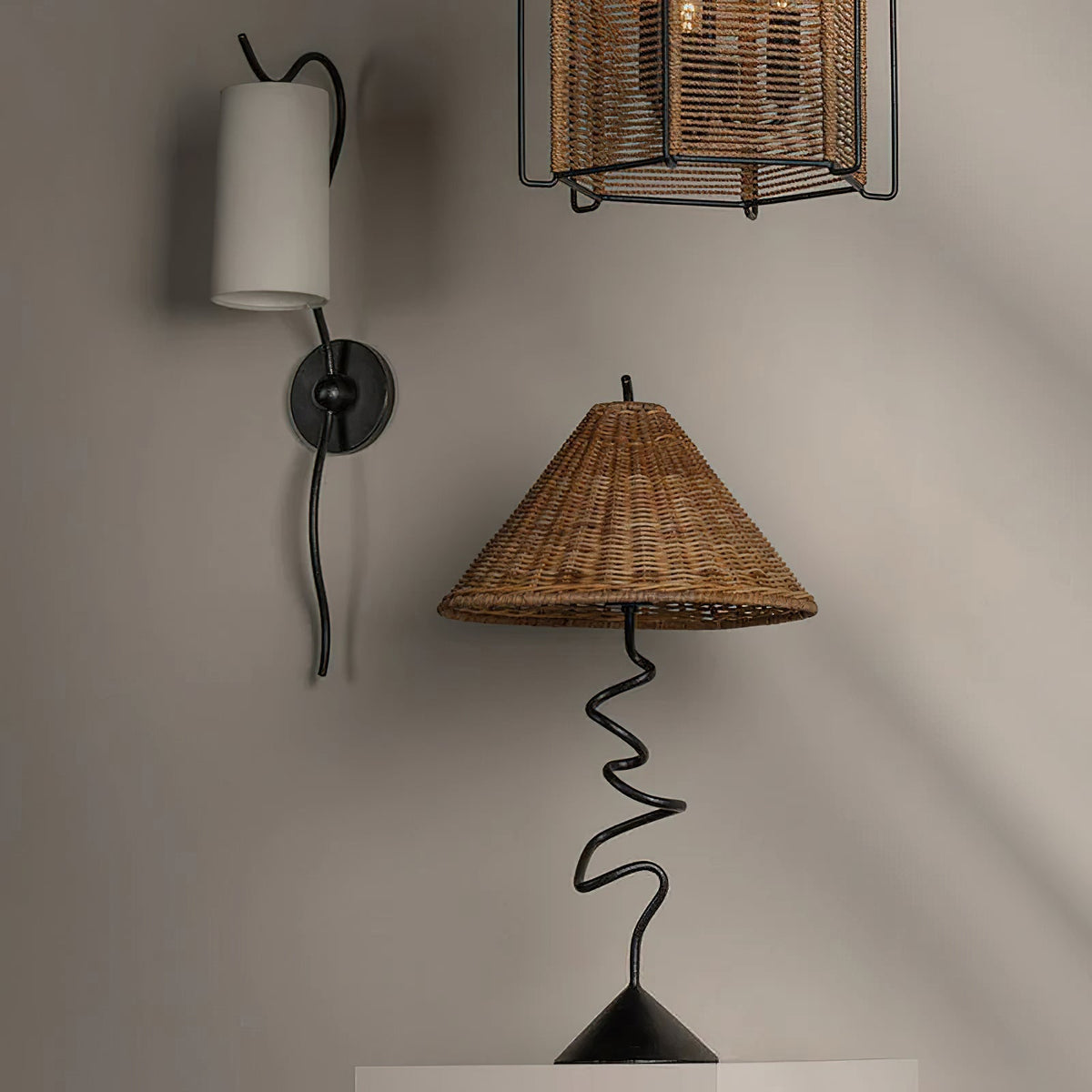 Arierina bordslampa i rotting