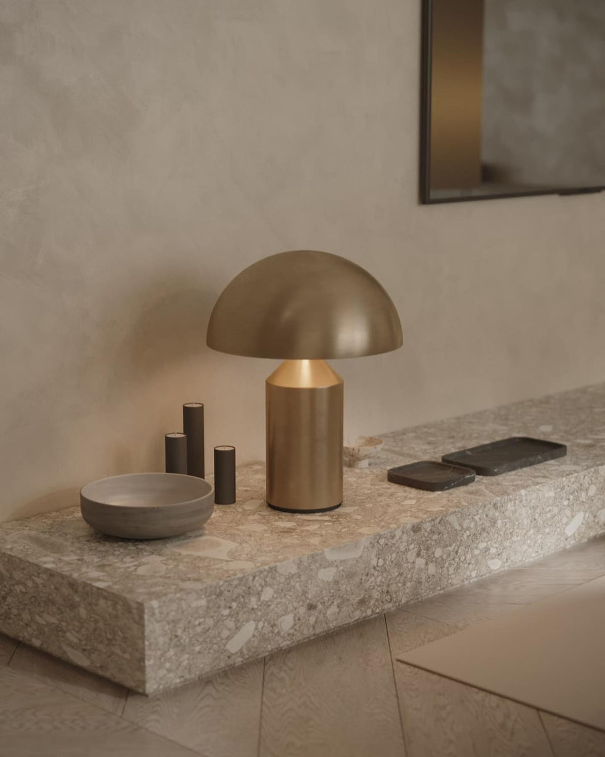 Selisina industriell minimalistisk bordslampa