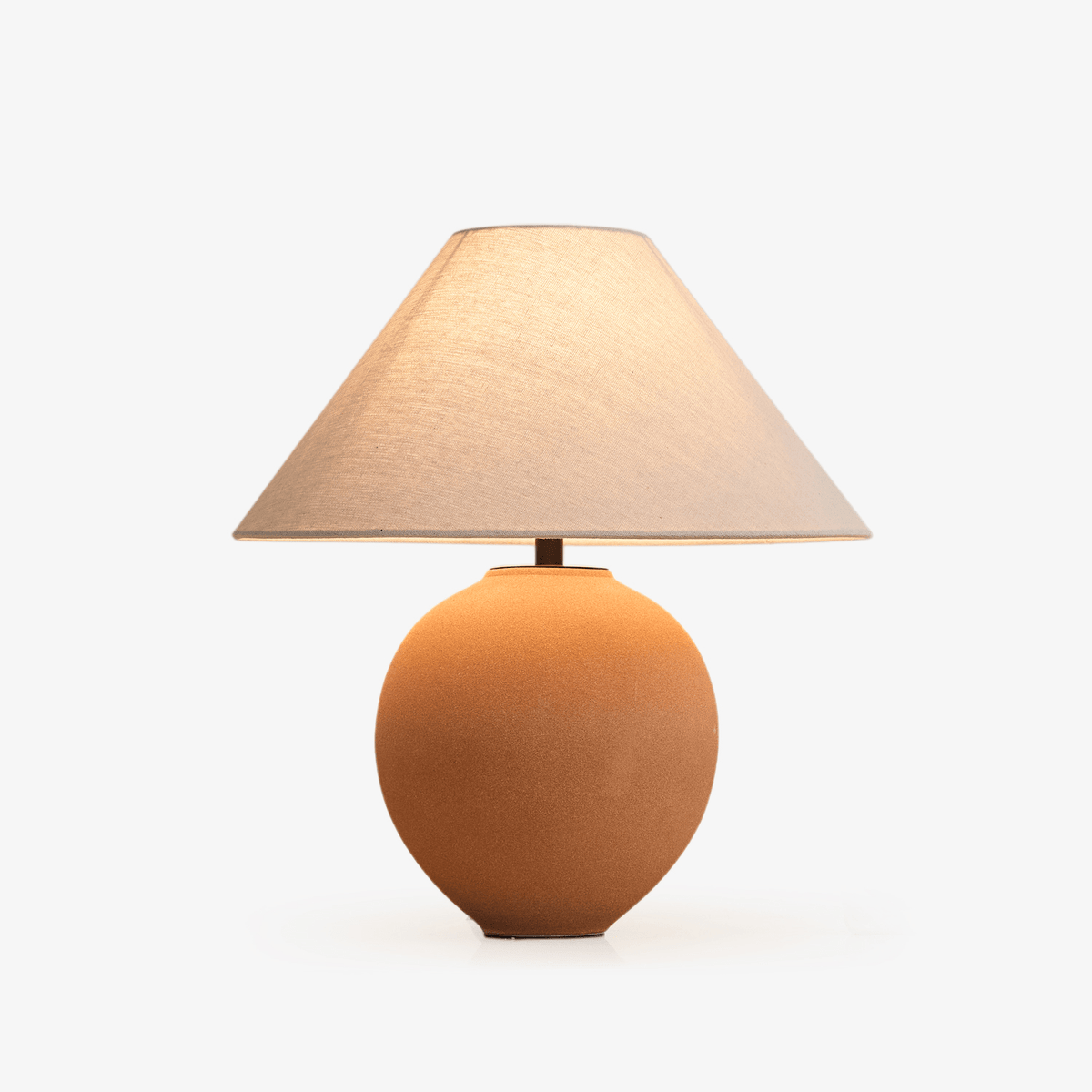 Keramisk bordslampa i terrakottaton