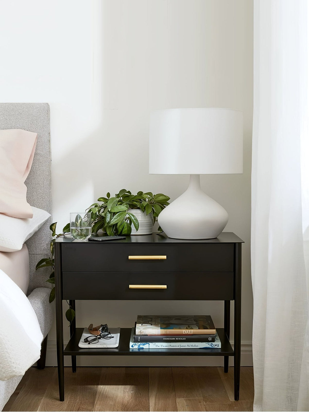 Jean modern bordslampa i keramik
