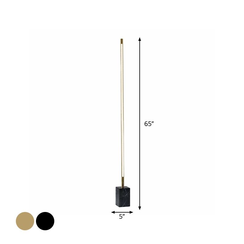 Edge minimalistinen lineaarinen lattiavalaisin, musta/kullanvärinen, metalli/marmori