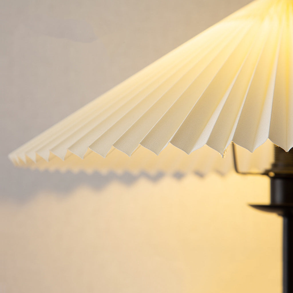 Ritta moderne svampeformet gulvlampe i stof med LED