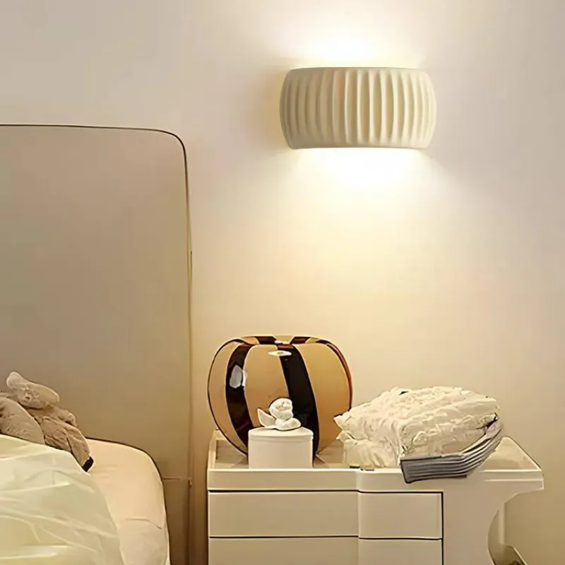 Aria moderne LED-indendørs væglampe i orange og grøn resin til soveværelse