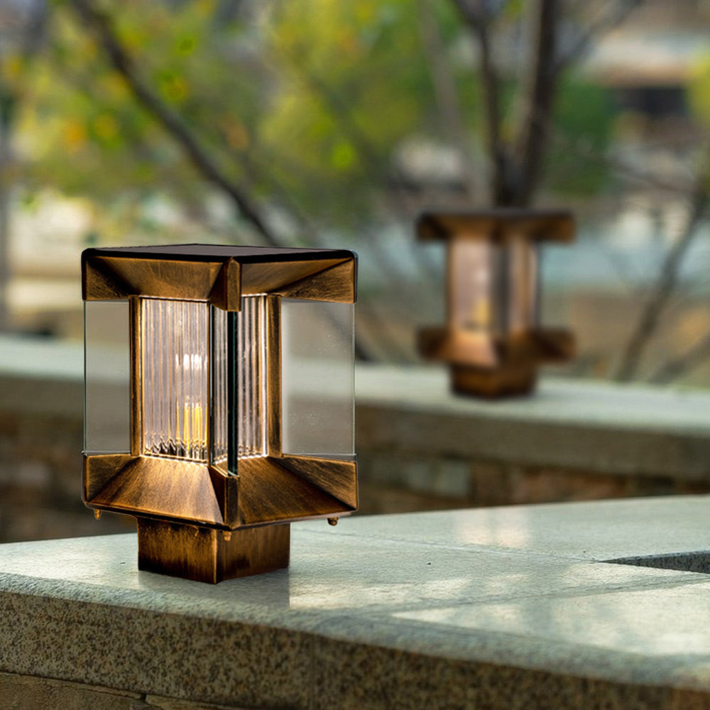 Ray moderne rektangulær udendørs lampe i metal og glas, sort/sort-guld