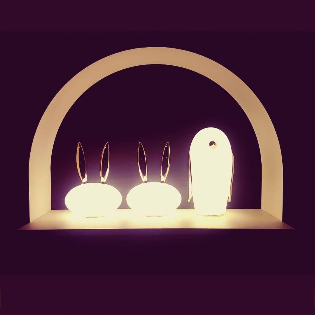 Candeeiro de mesa Marvelian extravagante