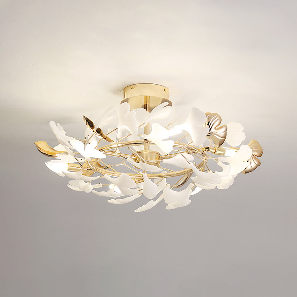 Olivia elegant taklampa med bladmotiv i keramik/metall, guld